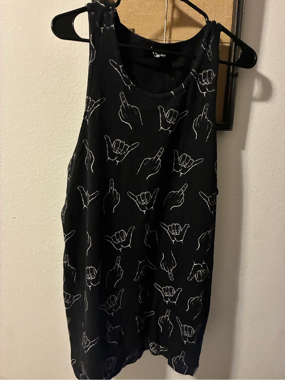 Men's Black Graphic Hand-Sign Tank Top